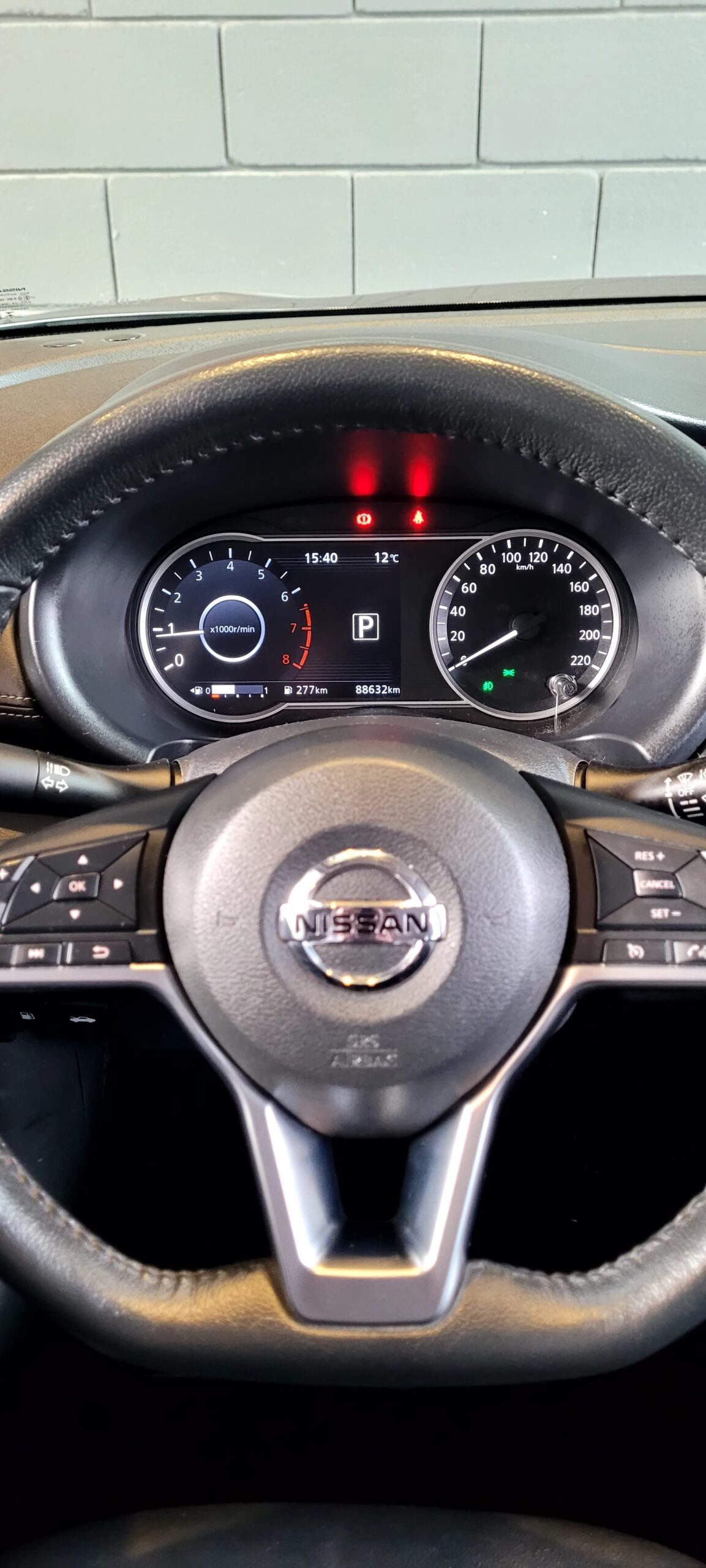 
								NISSAN KICK EXCLUSIVE CVT full									