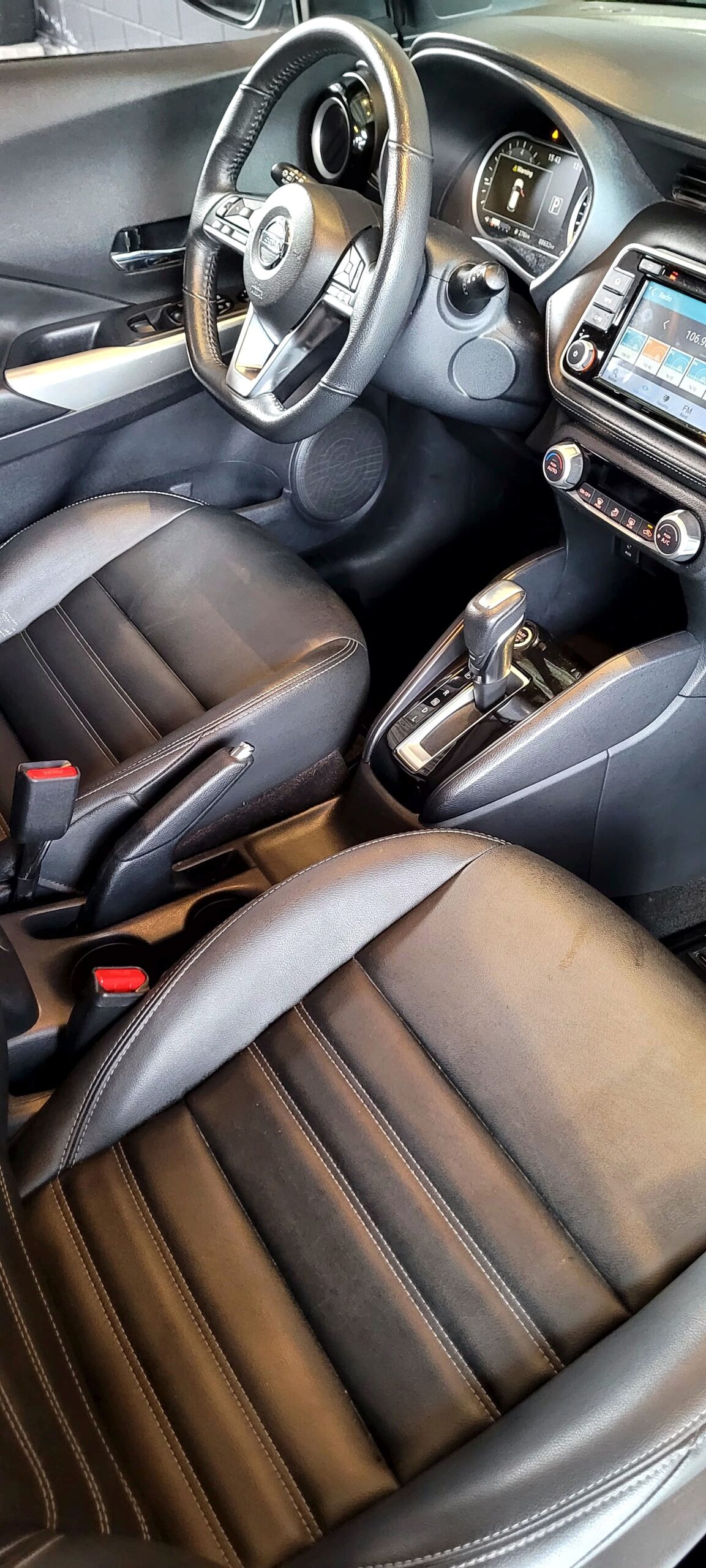 
								NISSAN KICK EXCLUSIVE CVT full									