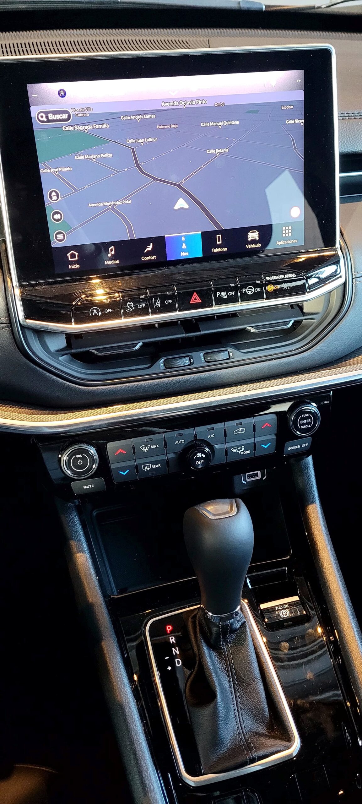 
								JEEP COMPASS LIMITED 1.3 T full									