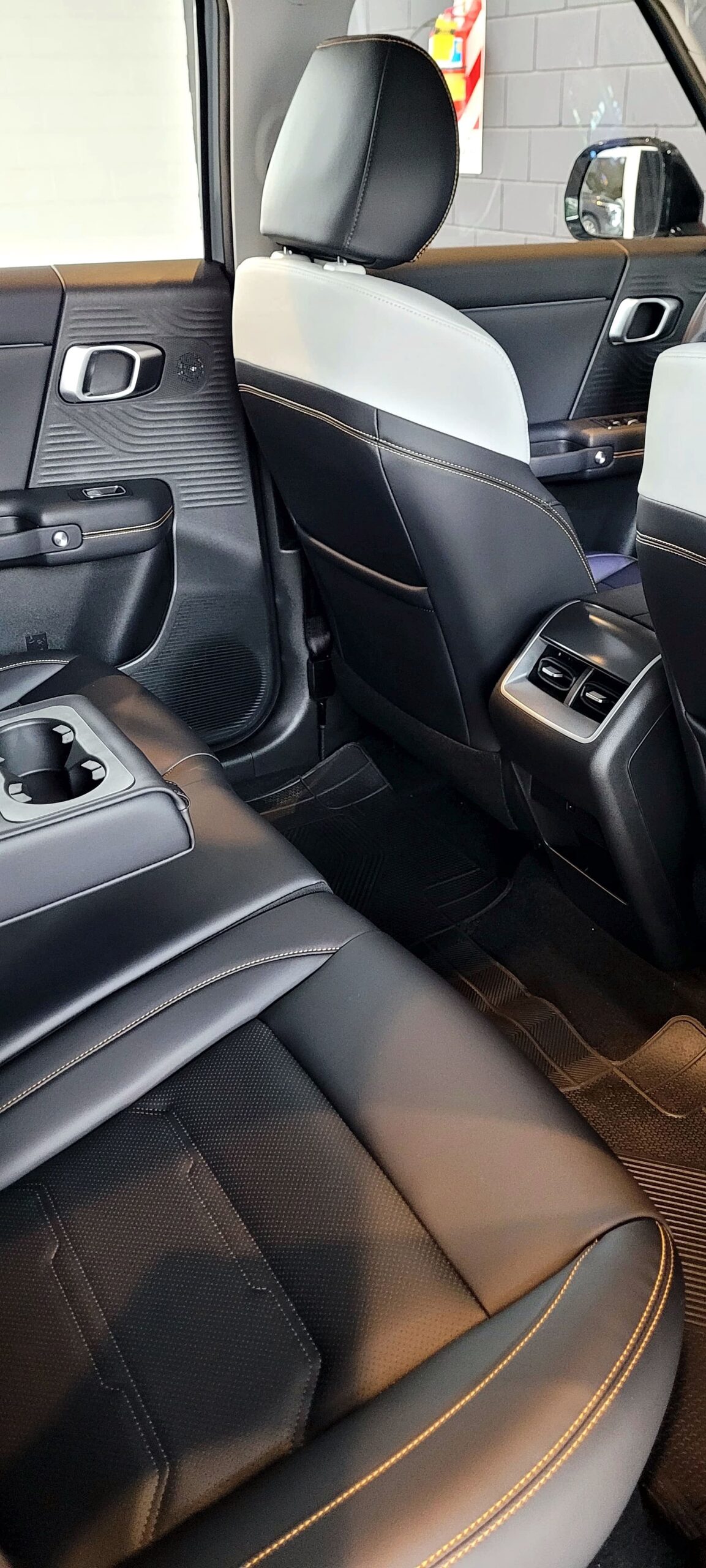 
								BJ30 4X2 HÍBRIDA full									