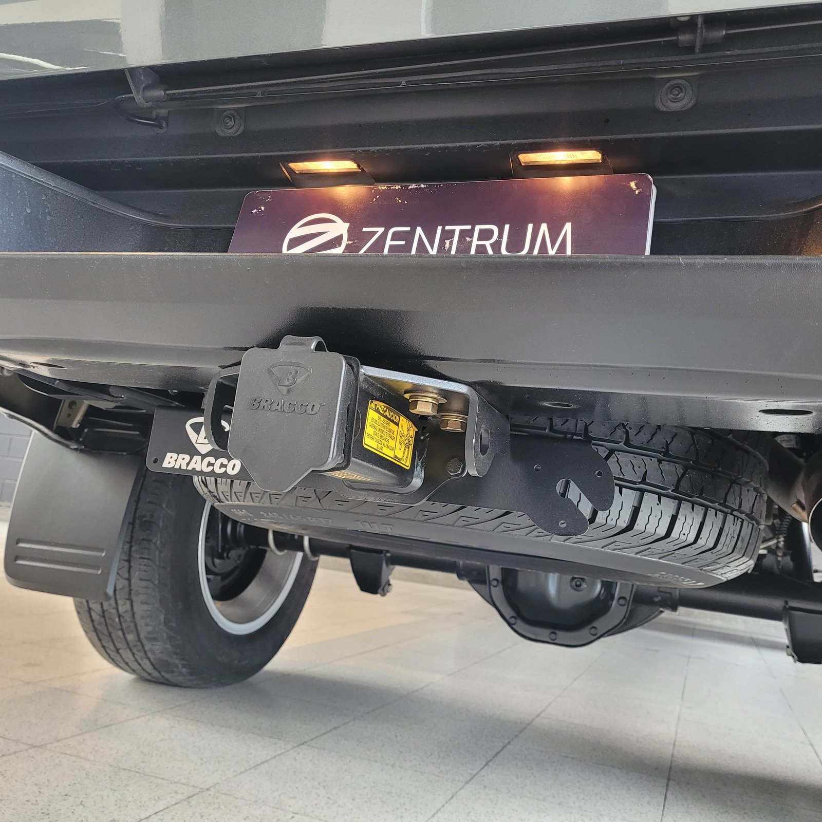 
								VOLKSWAGEN AMAROK COMFORTLINE V6 full									