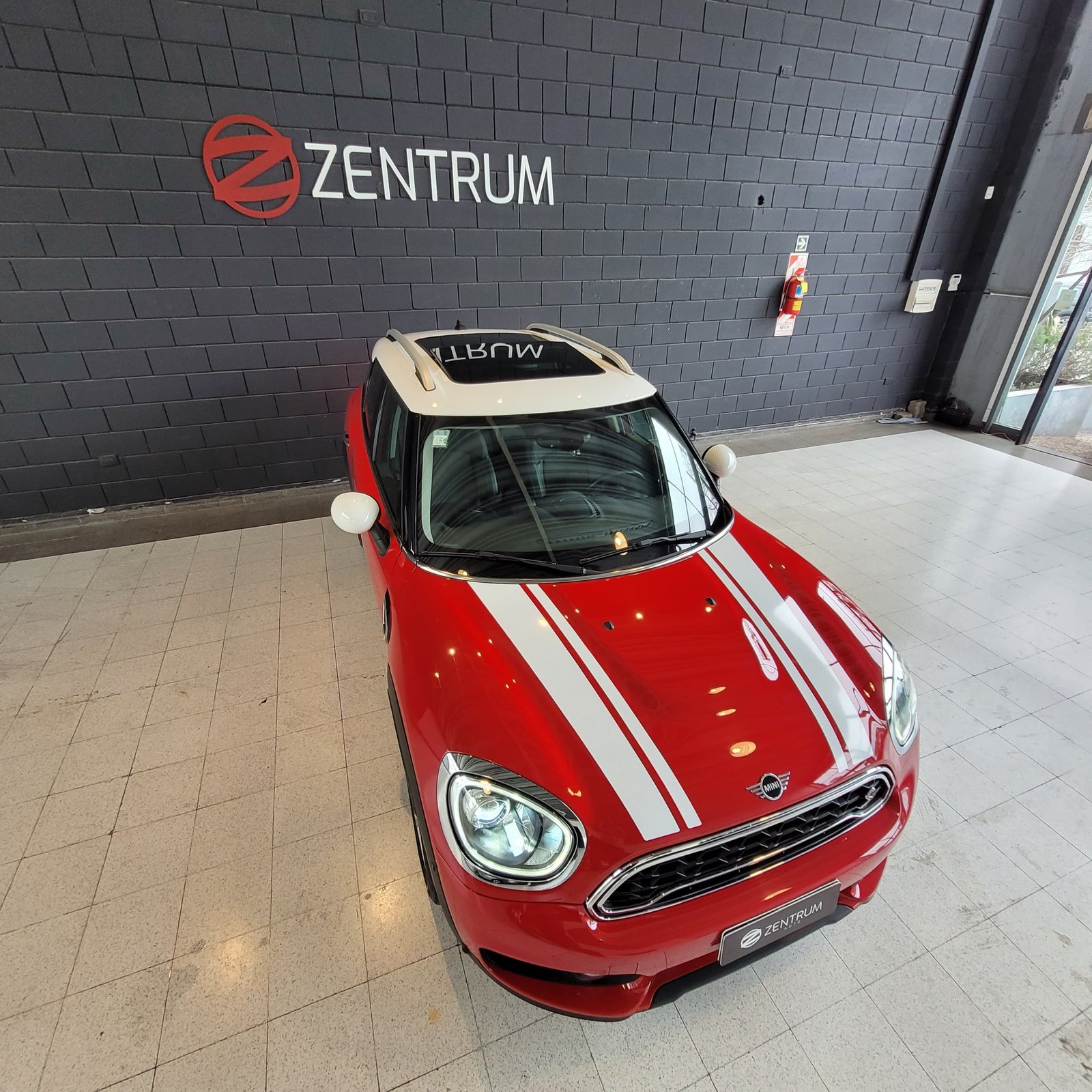 
								Mini Countryman 2.0 S Chili full									