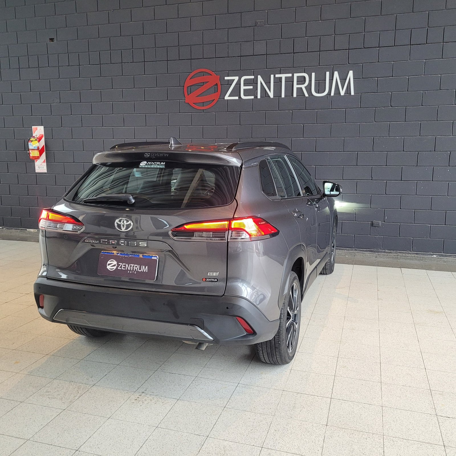 
								TOYOTA COROLLA CROSS SEG 2023 full									